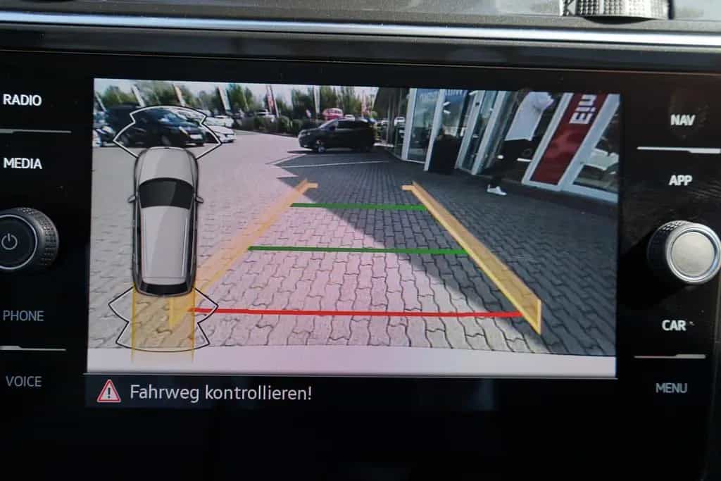 Volkswagen Tiguan 1.5 TSI Urban Sport LED ACC Kamera AHK 07/2022-photo-21