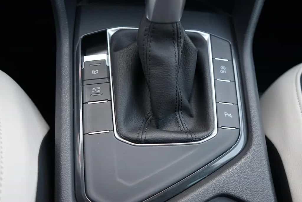 Volkswagen Tiguan 1.5 TSI Urban Sport LED ACC Kamera AHK 07/2022-photo-23