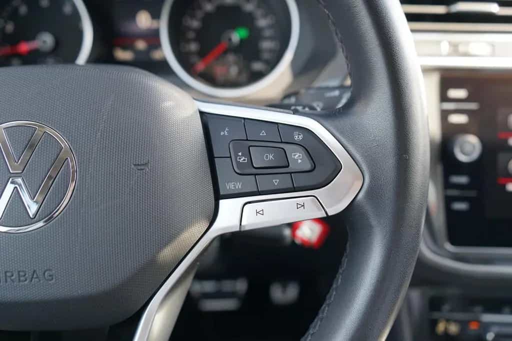 Volkswagen Tiguan 1.5 TSI Urban Sport LED ACC Kamera AHK 07/2022-photo-27