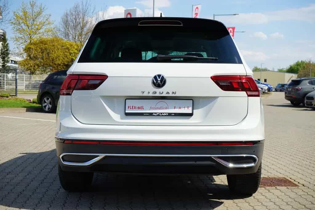 Volkswagen Tiguan 1.5 TSI Urban Sport LED ACC Kamera AHK 07/2022-photo-3