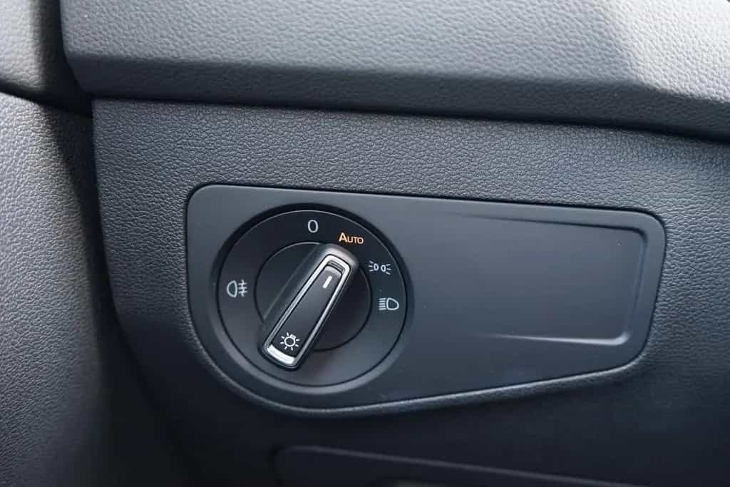 Volkswagen Tiguan 1.5 TSI Urban Sport LED ACC Kamera AHK 07/2022-photo-30