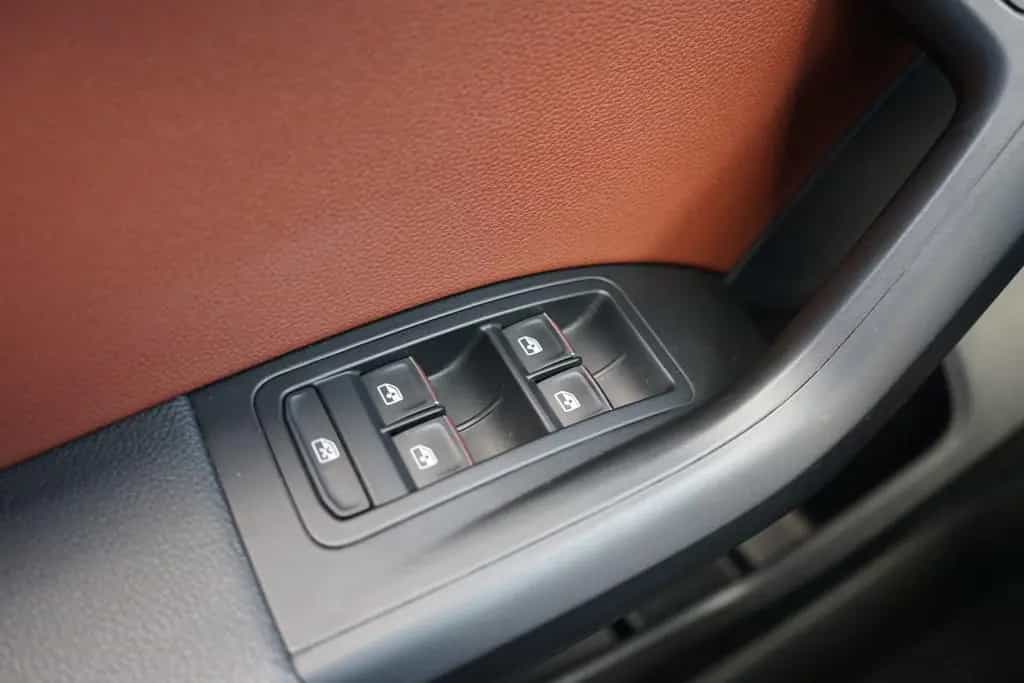 Seat Ateca 1.4 Xcellence LED 360° Panorama AHK 03/2017-photo-26