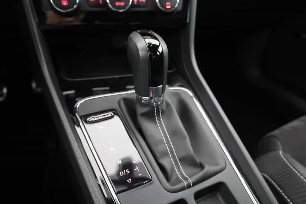 Seat Leon ST 2.0 TSI DSG Cupra 300 4Drive LED Navi 03/2018-photo-13