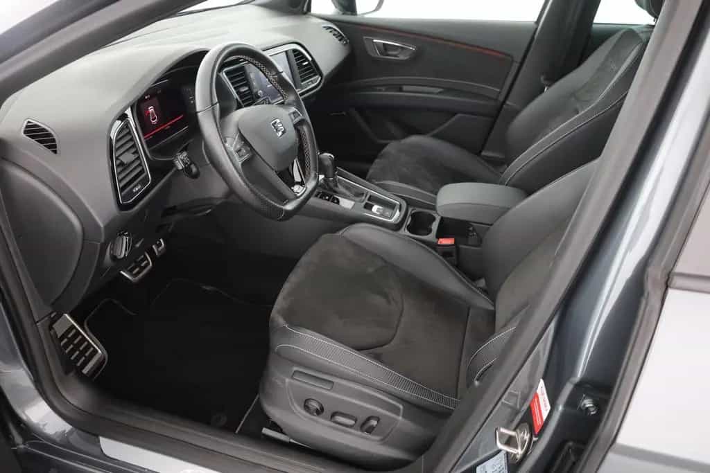 Seat Leon ST 2.0 TSI DSG Cupra 300 4Drive LED Navi 03/2018-photo-22