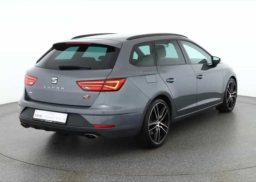 Seat Leon ST 2.0 TSI DSG Cupra 300 4Drive LED Navi 03/2018-photo-4