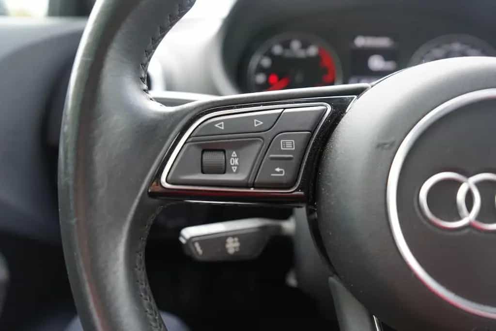 Audi A3 1.5 TSI S tronic sport NAVI SHZ AAC PDC Xenon 07/2017-photo-11