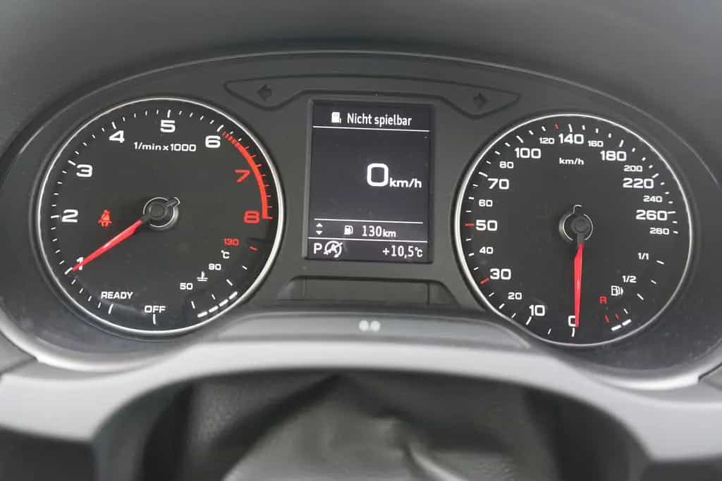Audi A3 1.5 TSI S tronic sport NAVI SHZ AAC PDC Xenon 07/2017-photo-9