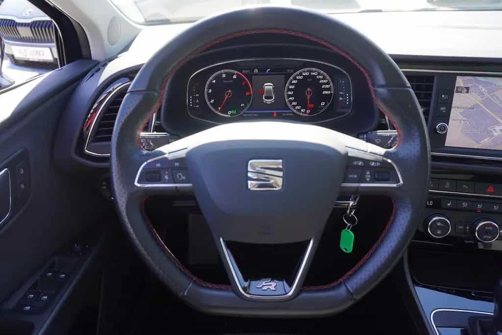 Seat Leon ST 1.5 FR DSG LED Navi Schiebedach Kamera 06/2019-photo-22