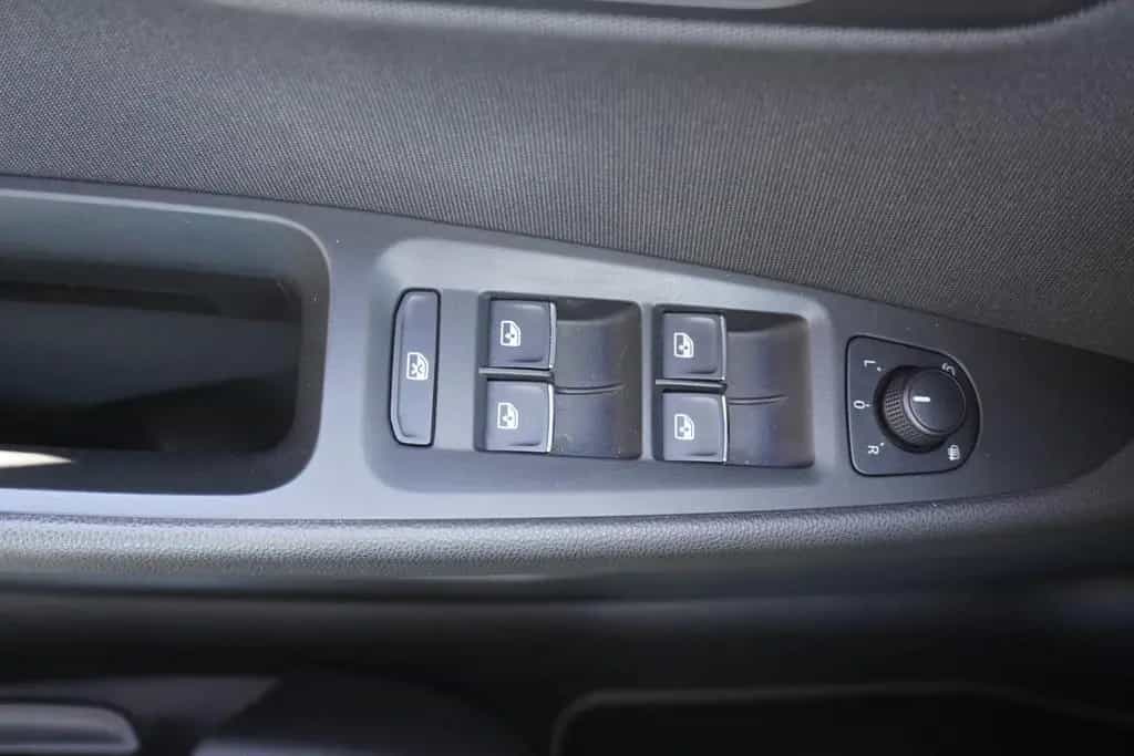 Seat Leon ST 1.5 FR DSG LED Navi Schiebedach Kamera 06/2019-photo-23