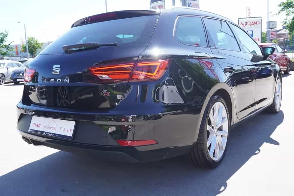 Seat Leon ST 1.5 FR DSG LED Navi Schiebedach Kamera 06/2019-photo-5