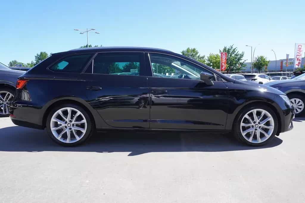 Seat Leon ST 1.5 FR DSG LED Navi Schiebedach Kamera 06/2019-photo-6