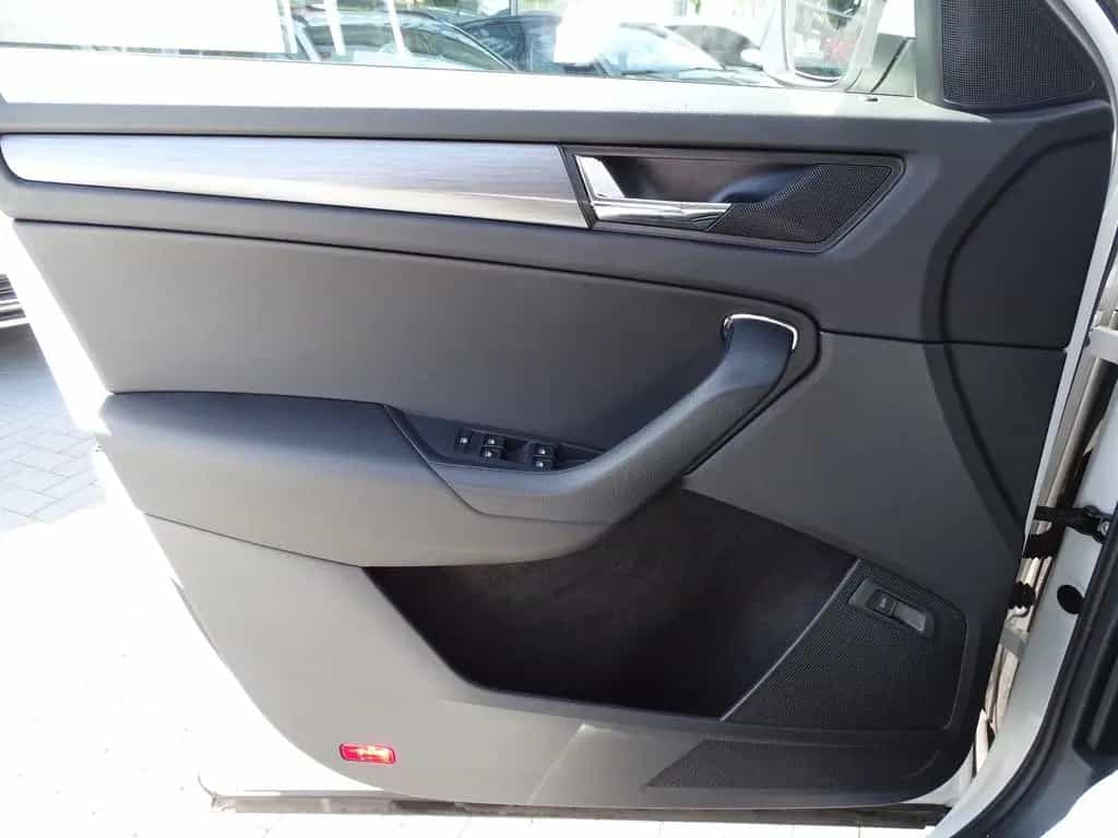 Skoda Kodiaq 2.0 TSI Ambition 4x4 DSG Navi LED AHK PDC 07/2018-photo-25
