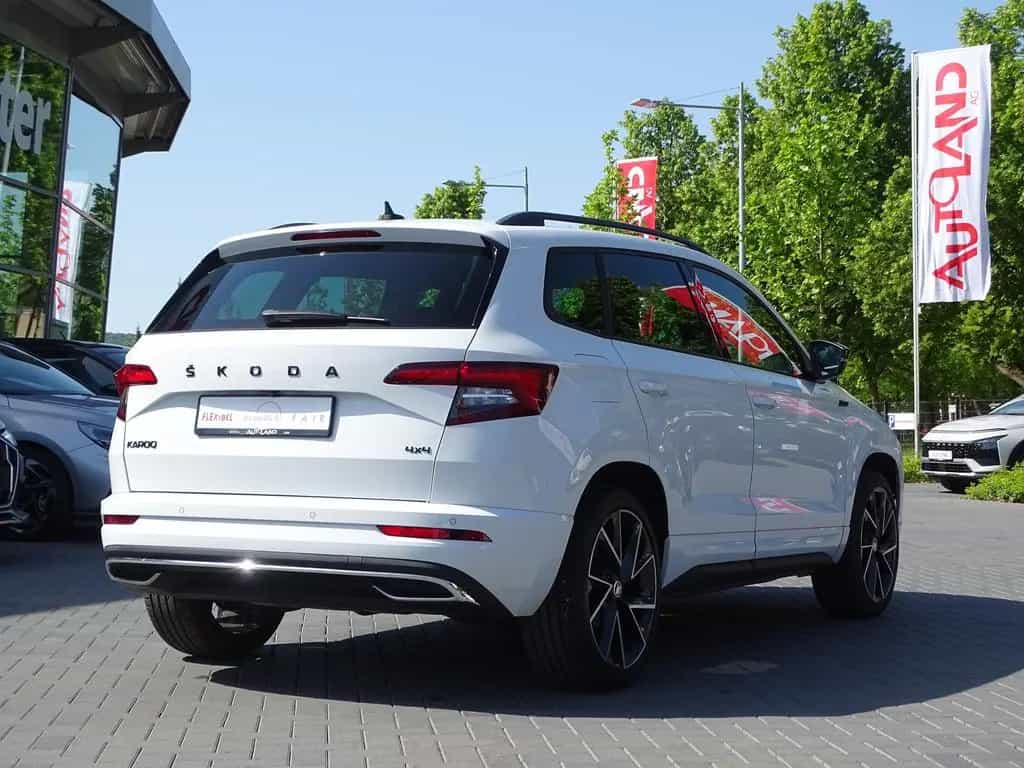 Skoda Karoq 2.0 Sportline 4x4 LED ACC DCC Kamera AHK 11/2020-photo-4