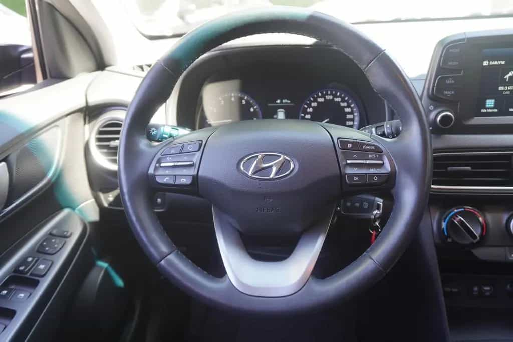 Hyundai KONA 1.0 T-GDI Trend LED Kamera AHK SHZ 05/2018-photo-12