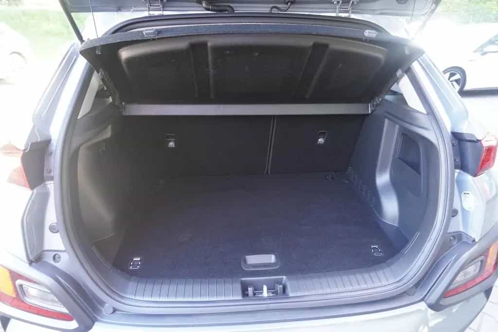 Hyundai KONA 1.0 T-GDI Trend LED Kamera AHK SHZ 05/2018-photo-28