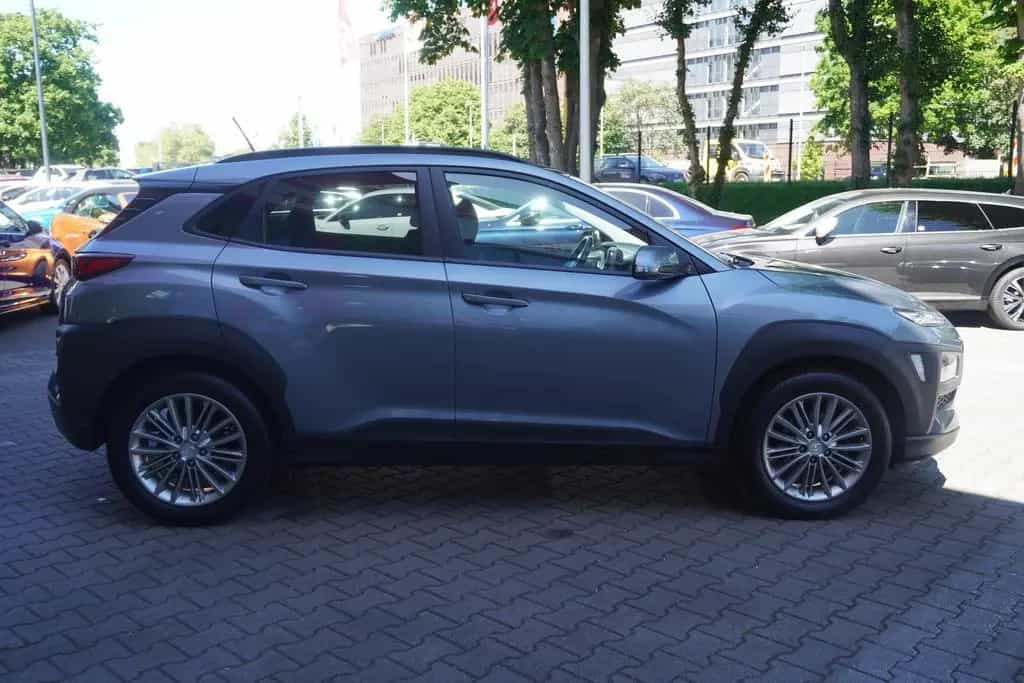 Hyundai KONA 1.0 T-GDI Trend LED Kamera AHK SHZ 05/2018-photo-4