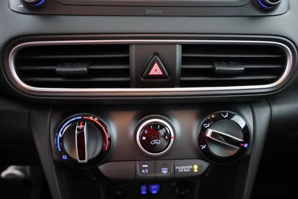 Hyundai KONA 1.0 T-GDI Kamera Android Apple Sitzheizung 01/2019-photo-11