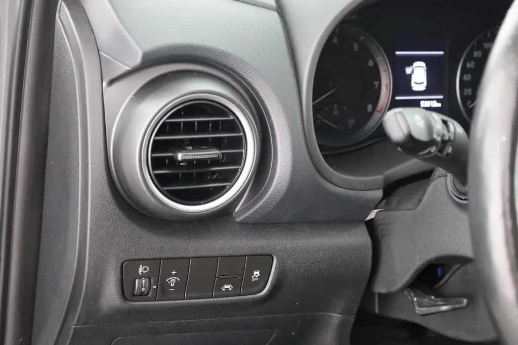 Hyundai KONA 1.0 T-GDI Kamera Android Apple Sitzheizung 01/2019-photo-21
