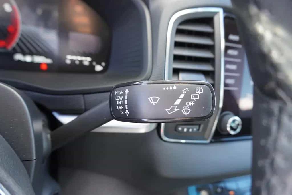 Skoda Karoq 1.5 TSI DSG LED Kamera Sitzheizung 06/2024-photo-19