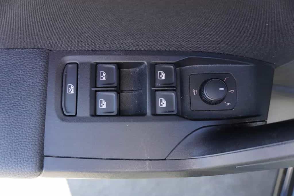 Seat Ibiza 1.0 TSI FR LED Navi Digitales Cockpit DAB 08/2020-photo-14