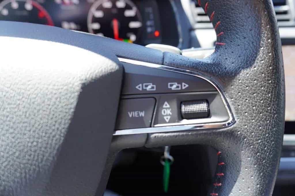 Seat Ibiza 1.0 TSI FR LED Navi Digitales Cockpit DAB 08/2020-photo-19