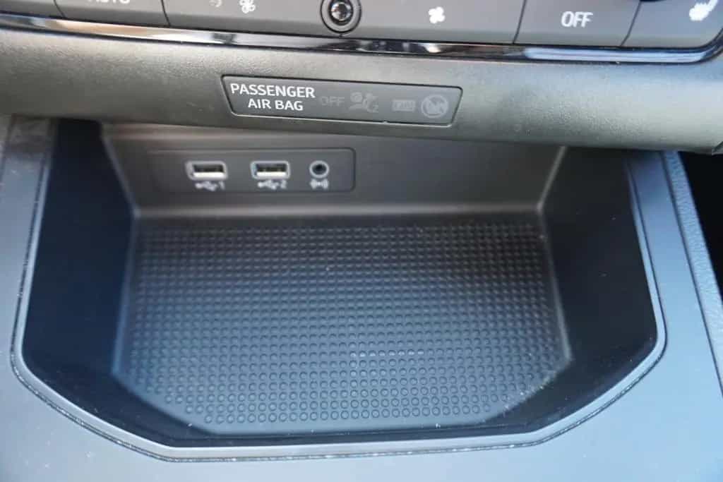 Seat Ibiza 1.0 TSI FR LED Navi Digitales Cockpit DAB 08/2020-photo-29