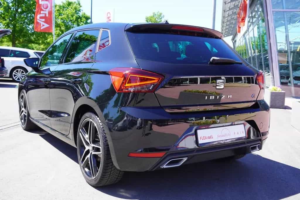 Seat Ibiza 1.0 TSI FR LED Navi Digitales Cockpit DAB 08/2020-photo-6