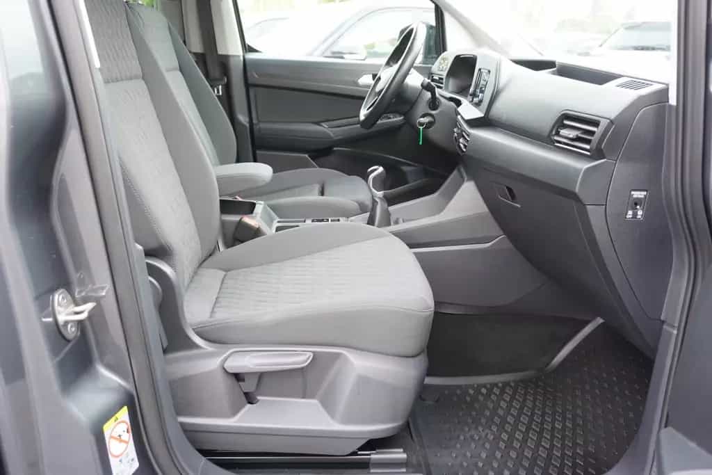 Volkswagen Caddy Maxi 1.5 TSI Life App-Connect 7-Sitzer PDC 03/2022-photo-12