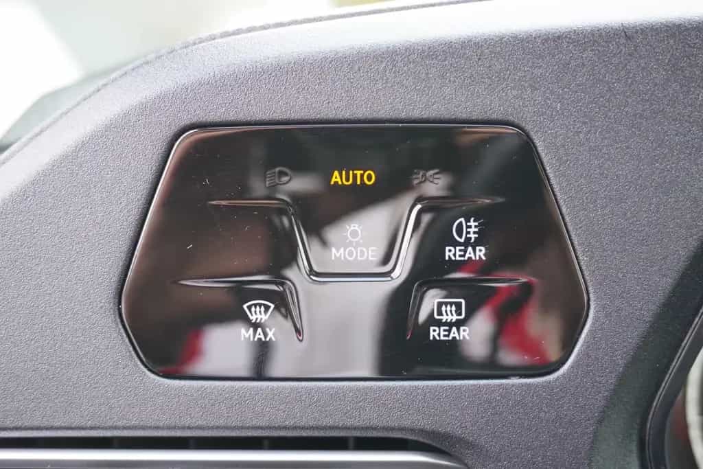 Volkswagen Caddy Maxi 1.5 TSI Life App-Connect 7-Sitzer PDC 03/2022-photo-14