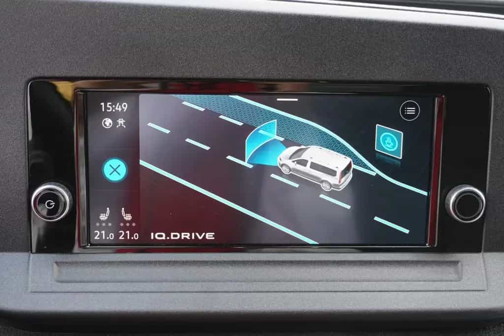 Volkswagen Caddy Maxi 1.5 TSI Life App-Connect 7-Sitzer PDC 03/2022-photo-23