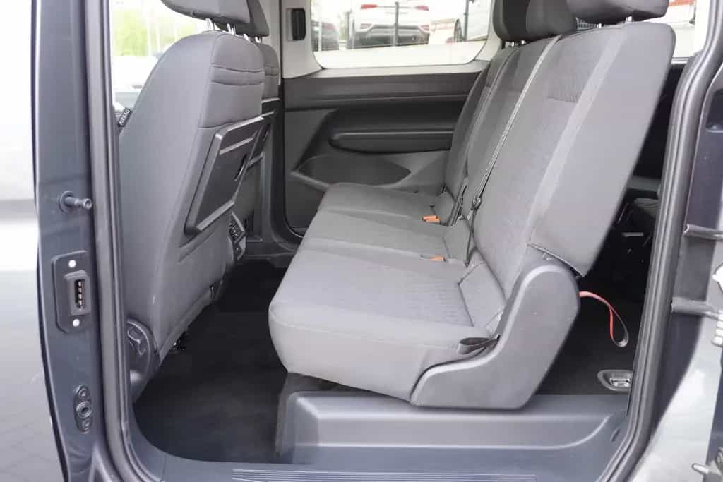 Volkswagen Caddy Maxi 1.5 TSI Life App-Connect 7-Sitzer PDC 03/2022-photo-9