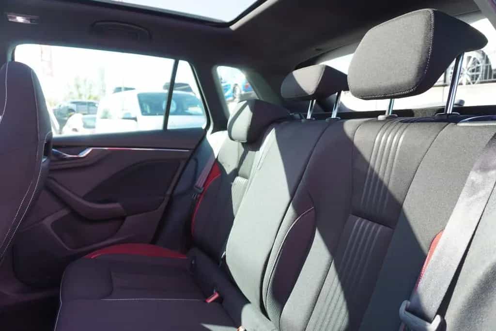 Skoda Kamiq 1.5 TSI Monte Carlo LED Tempomat Panorama 08/2021-photo-14