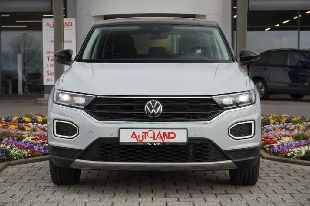 Volkswagen T-Roc 1.5 16V TSI Active Standhzg. ACC LED Navi 01/2022-photo-1