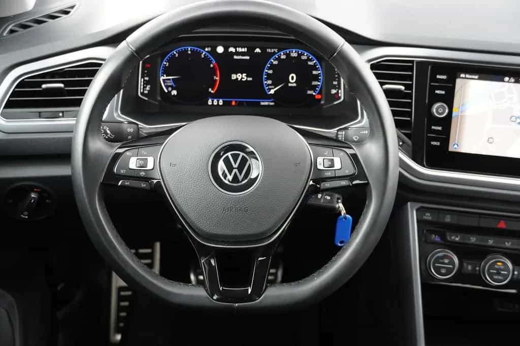 Volkswagen T-Roc 1.5 16V TSI Active Standhzg. ACC LED Navi 01/2022-photo-27