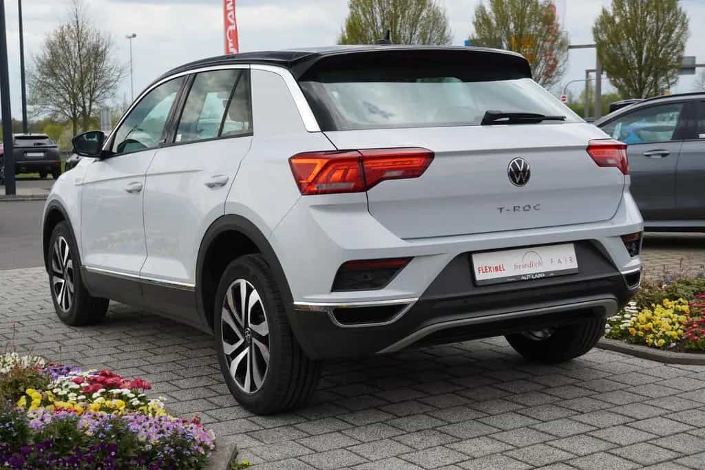 Volkswagen T-Roc 1.5 16V TSI Active Standhzg. ACC LED Navi 01/2022-photo-4