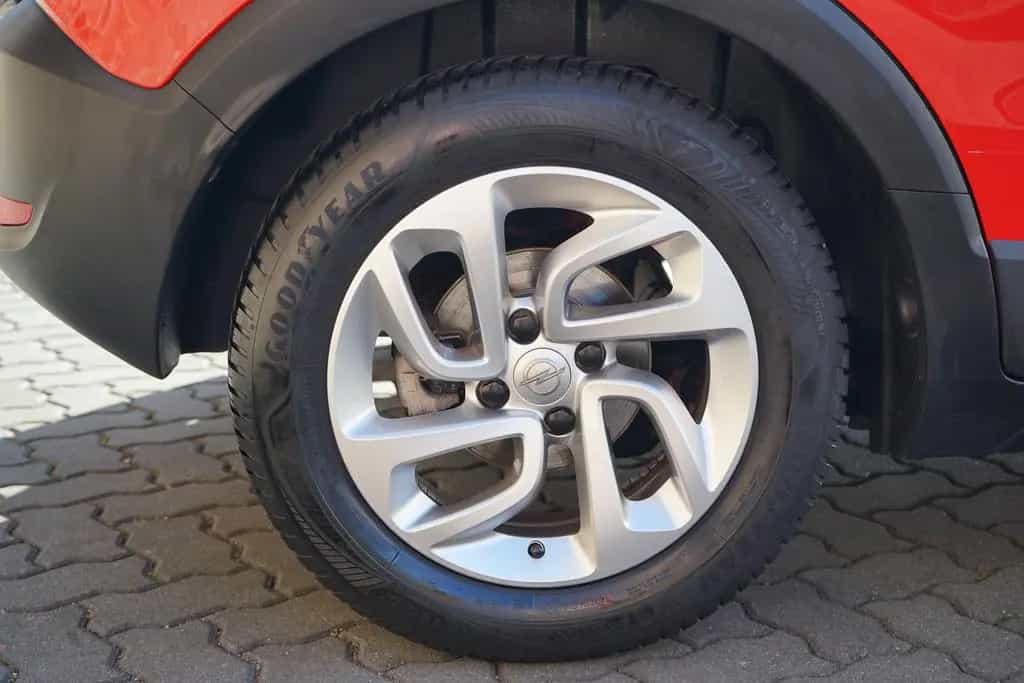 Opel Crossland (X) Crossland X 1.2 Sitzheizung Lenkradheizung PDC 09/2017-photo-32