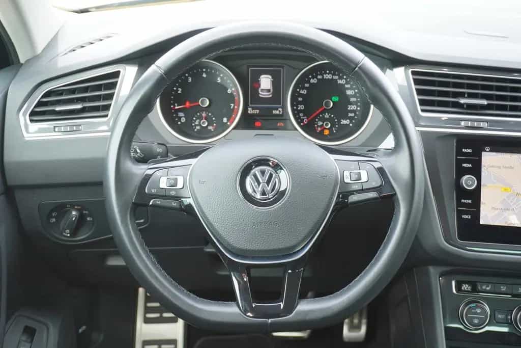 Volkswagen Tiguan 1.5 TSI IQ.DRIVE DSG Navi 360° LED AHK 06/2019-photo-15