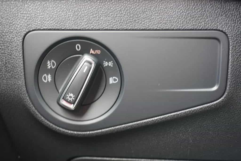 Volkswagen Tiguan 1.5 TSI IQ.DRIVE DSG Navi 360° LED AHK 06/2019-photo-19