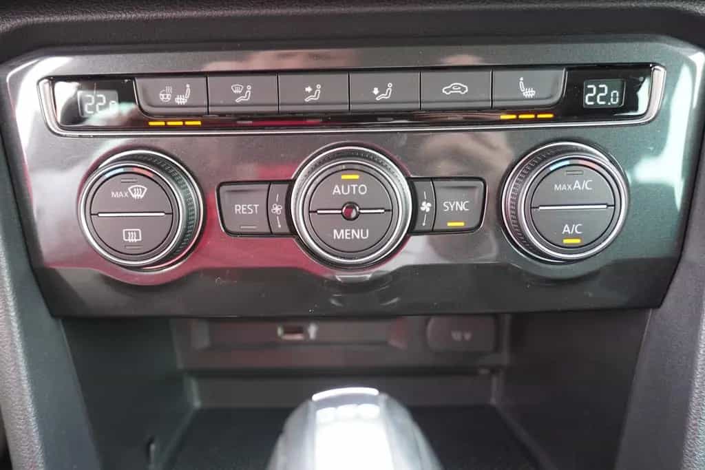 Volkswagen Tiguan 1.5 TSI IQ.DRIVE DSG Navi 360° LED AHK 06/2019-photo-20