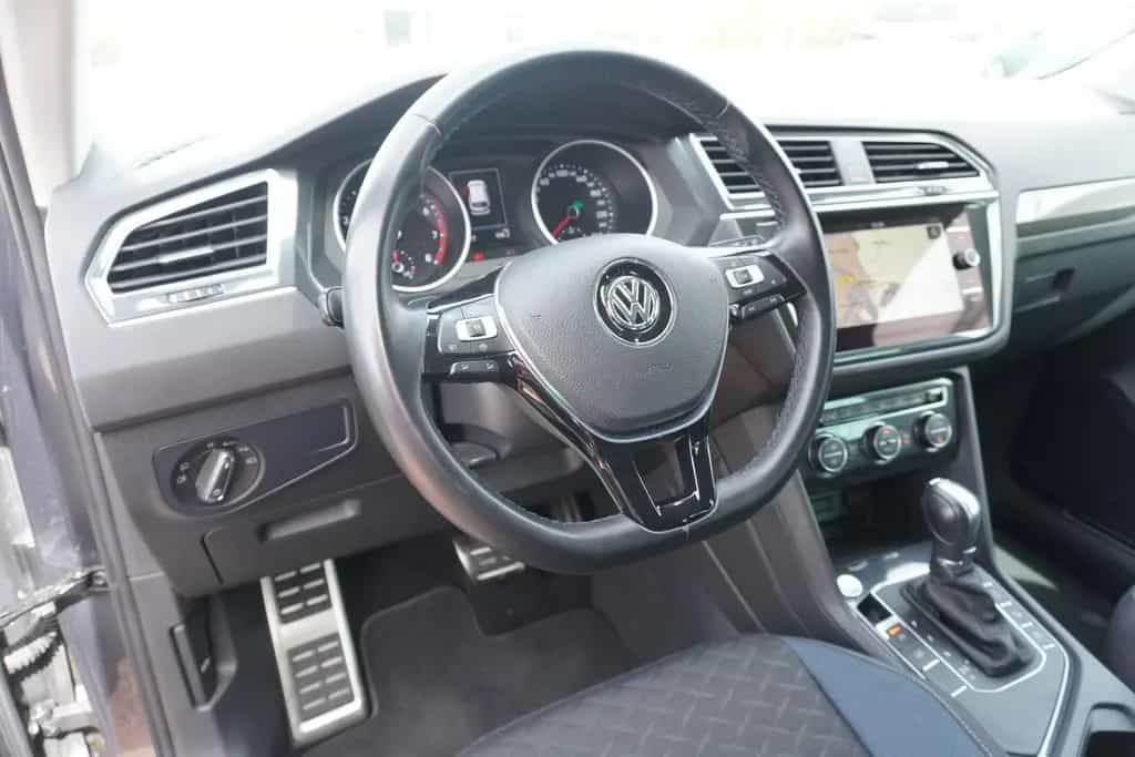 Volkswagen Tiguan 1.5 TSI IQ.DRIVE DSG Navi 360° LED AHK 06/2019-photo-6