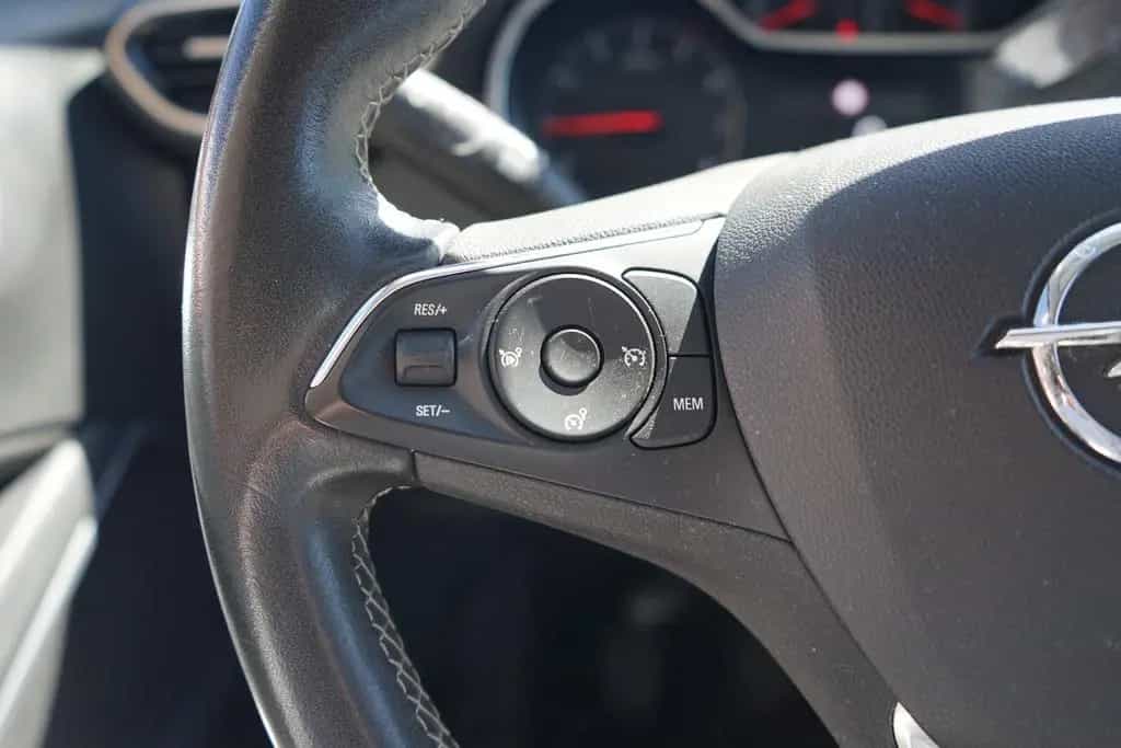 Opel Crossland (X) Crossland 1.2 DI Turbo LED Tempomat 07/2022-photo-17