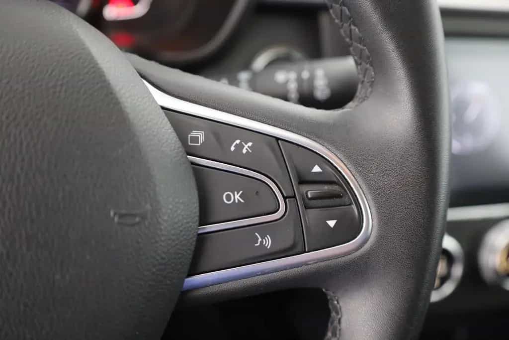 Renault Kadjar 1.3 TCE Aut. Limited Navi Kamera DAB AHK 03/2019-photo-16