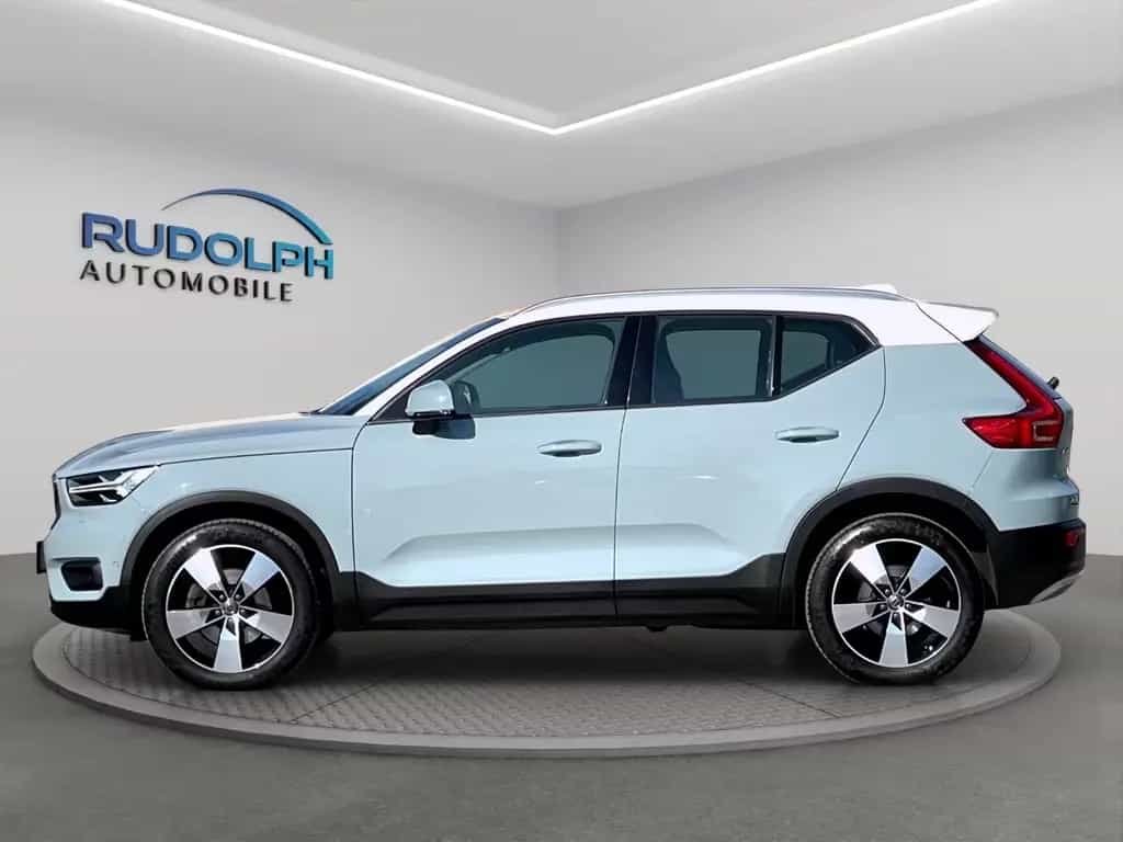 Volvo XC40 2,0 AUTOM. AWD 4x4 PANORAMA LEDER GARANTIE 01/2018-photo-7