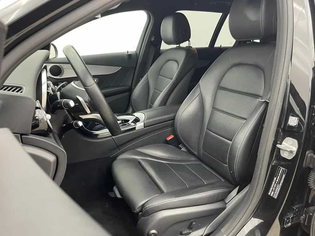 Mercedes-Benz C 200 AMG PAKET LED*KEYLESS*SHZ*PARK 04/2018-photo-26