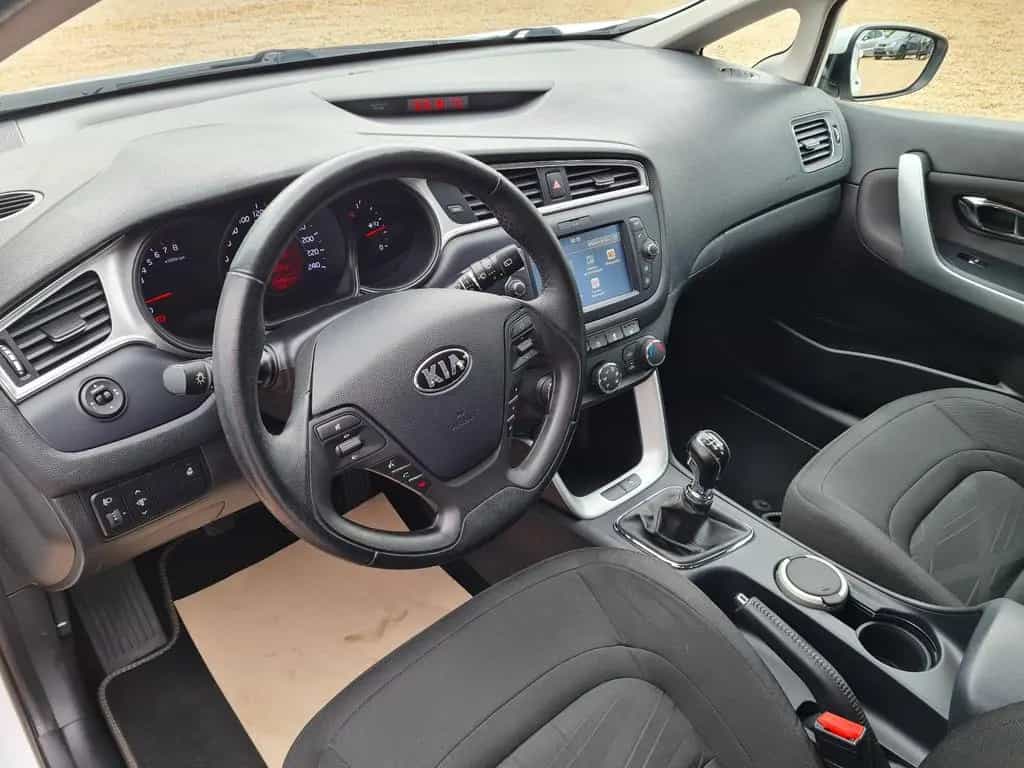 Kia cee'd / Ceed 01/2018-photo-17