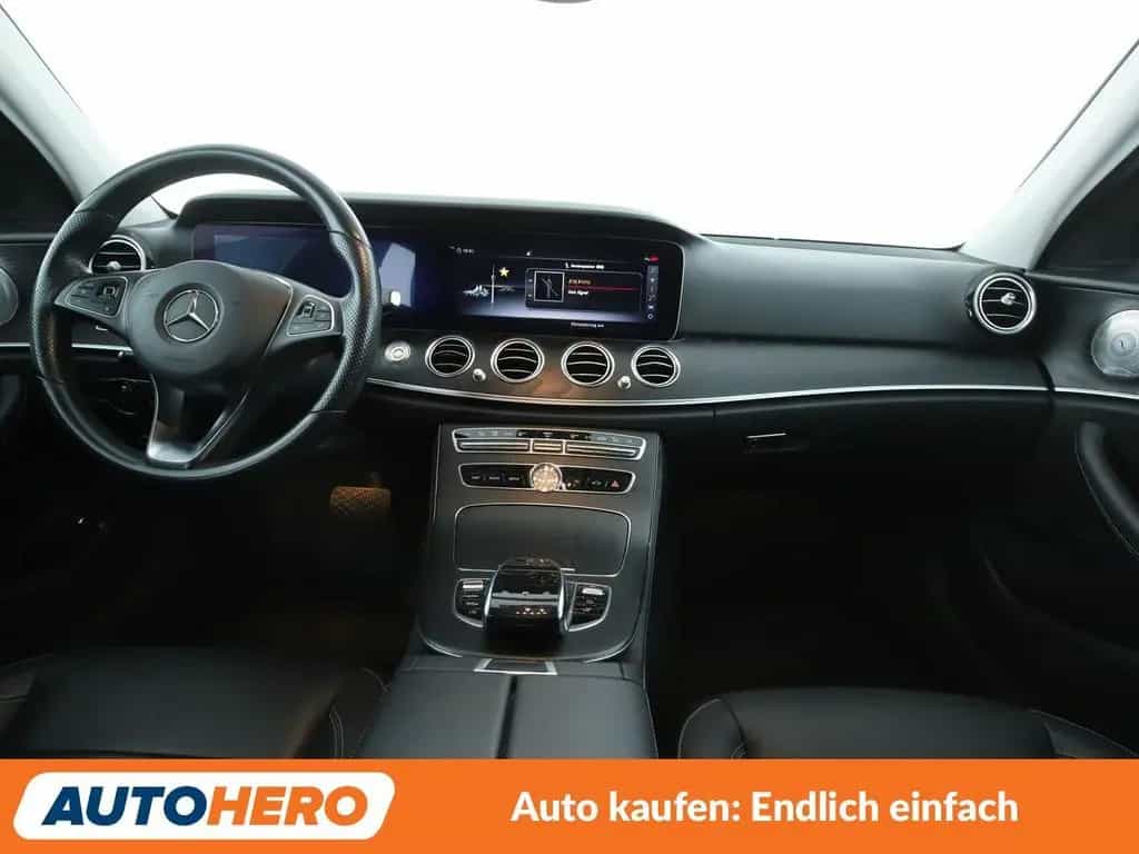 Mercedes-Benz E 350 d T 4Matic Avantgarde Aut.*NAVI*PDC* 06/2018-photo-11