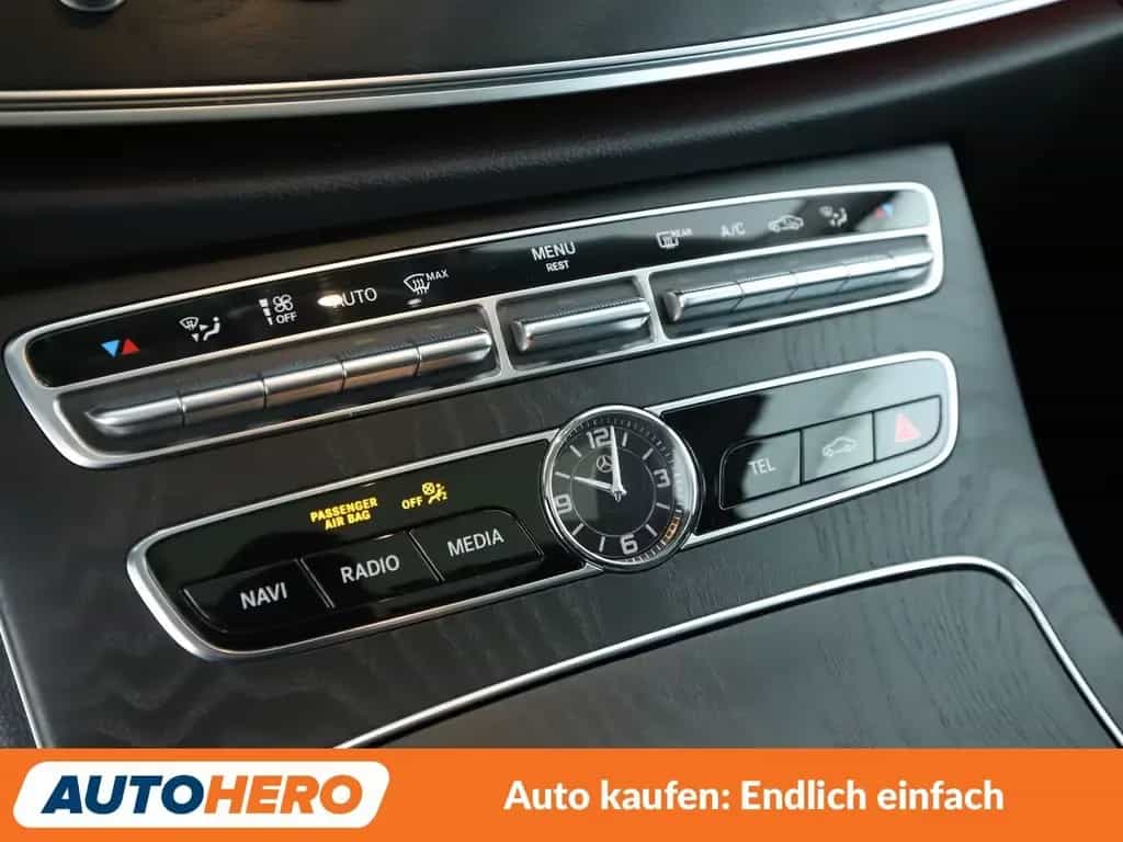 Mercedes-Benz E 350 d T 4Matic Avantgarde Aut.*NAVI*PDC* 06/2018-photo-19