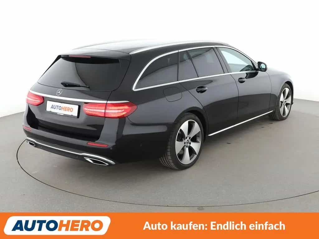 Mercedes-Benz E 350 d T 4Matic Avantgarde Aut.*NAVI*PDC* 06/2018-photo-5