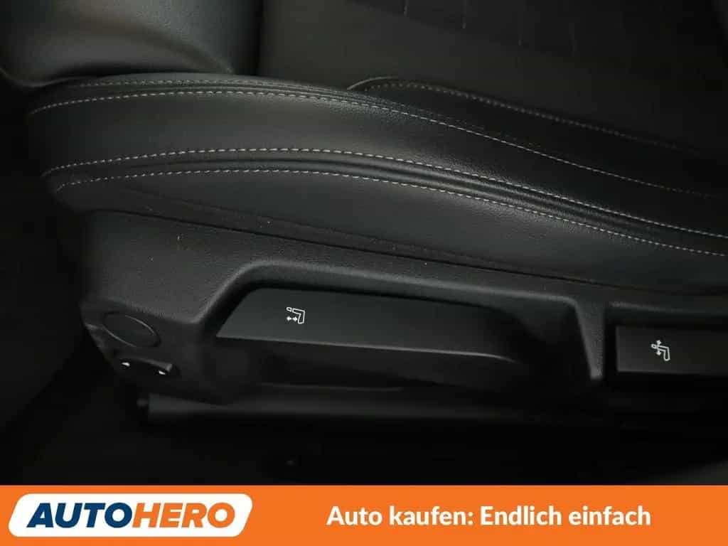 BMW 320 d Sport Line Aut.*NAVI*LED*PDC*ACC*SHZ*ALU* 08/2020-photo-28