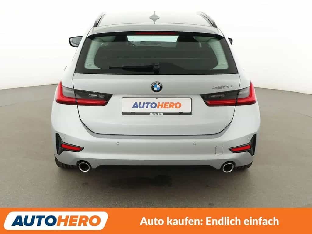 BMW 320 d Sport Line Aut.*NAVI*LED*PDC*ACC*SHZ*ALU* 08/2020-photo-4
